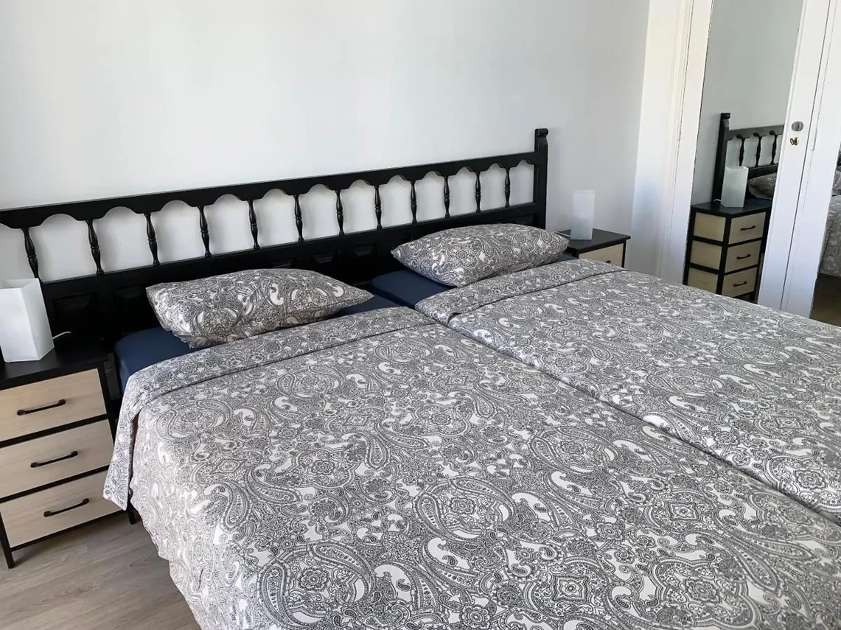 Nice Apartment Playa Las Vistas. Free Wifi. kontakter